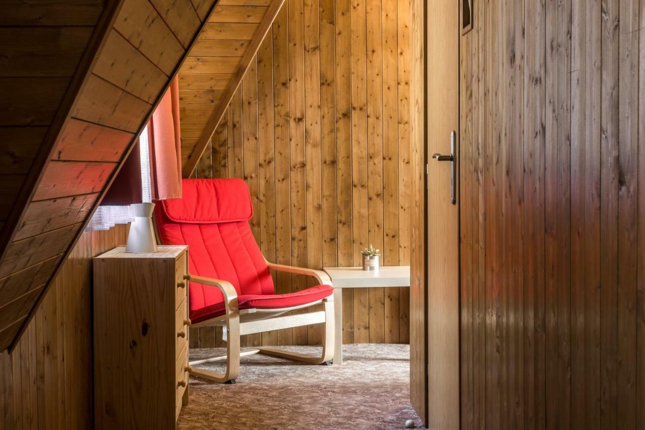Hotel Konopiste Nova Myslivna Benesov  Kültér fotó