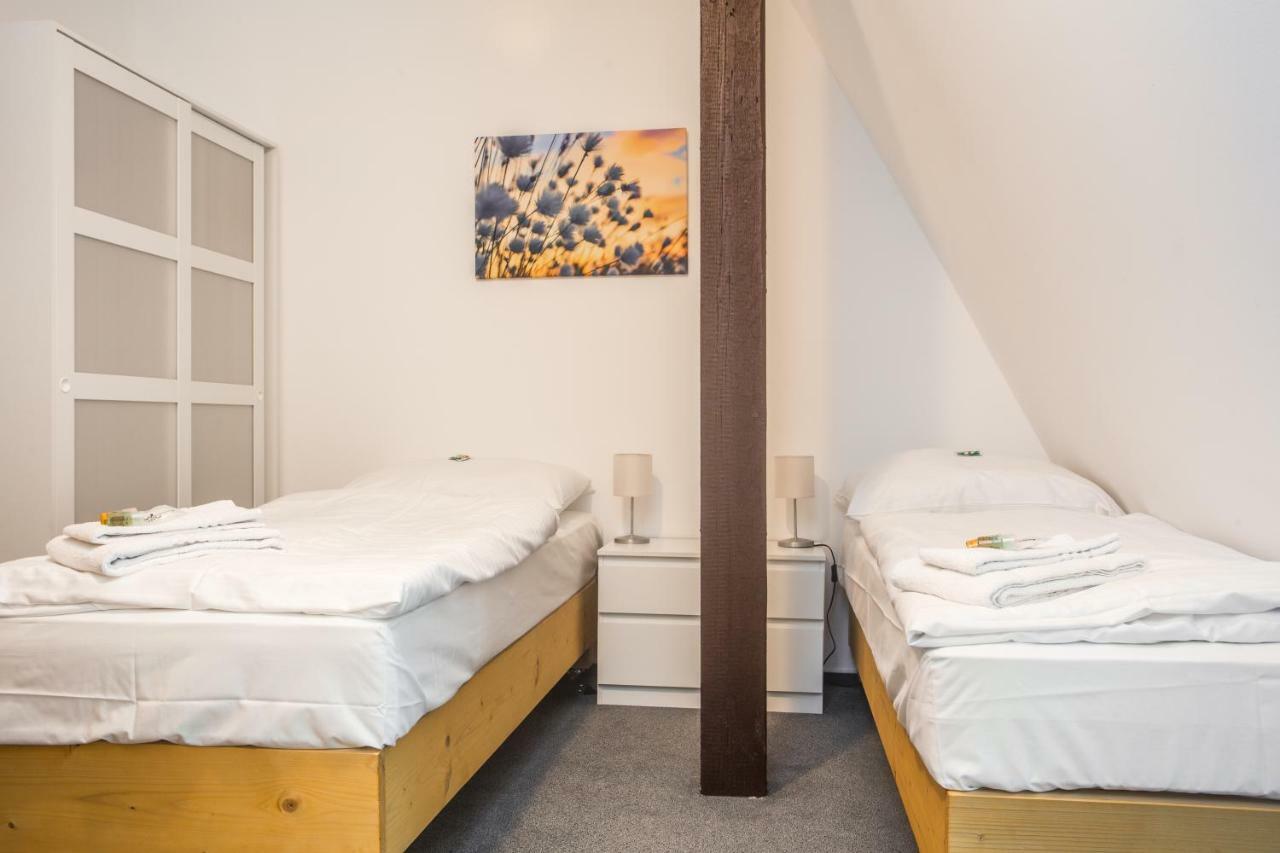 Hotel Konopiste Nova Myslivna Benesov  Kültér fotó